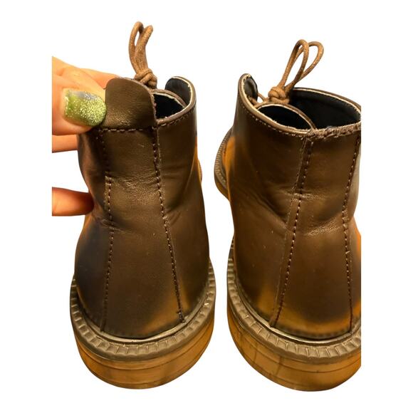 JOSEPH ABBOUD Chukka Boots Men display picture 3
